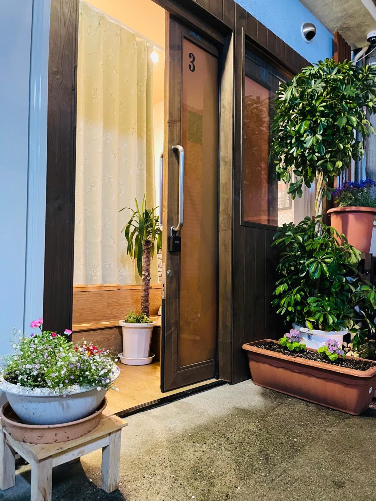 難波心斎橋10 Minutes民宿3号室 Villa Osaka Exterior foto